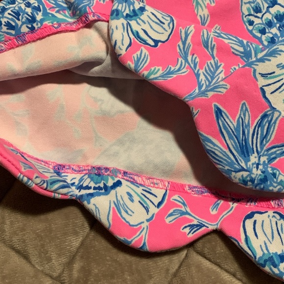 Lilly Pulitzer shorts - Picture 5 of 8
